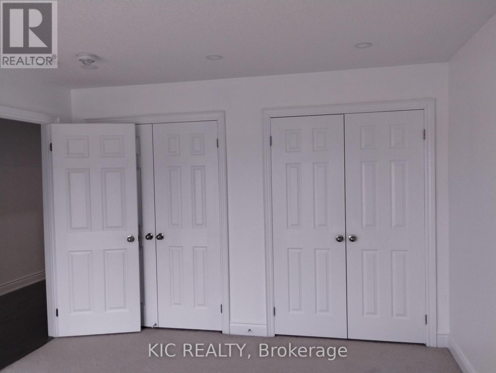 1461 Lormel Gate Avenue Property Photo 8