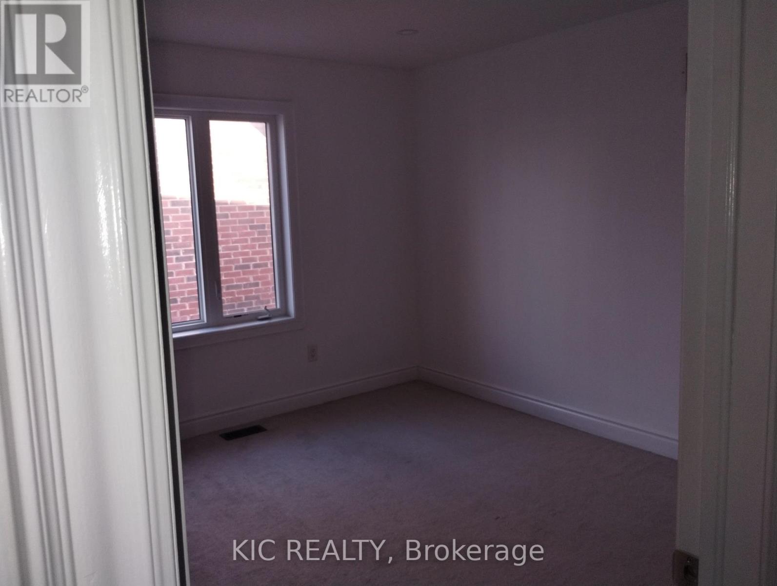 1461 Lormel Gate Avenue Property Photo 12