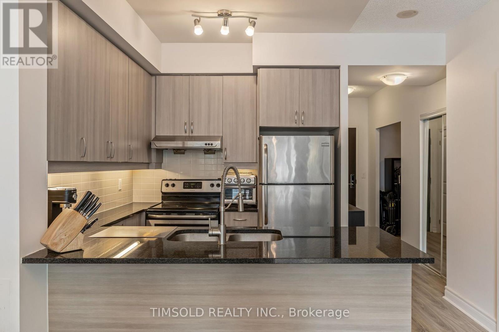 411 - 8130 Birchmount Road Property Photo 12