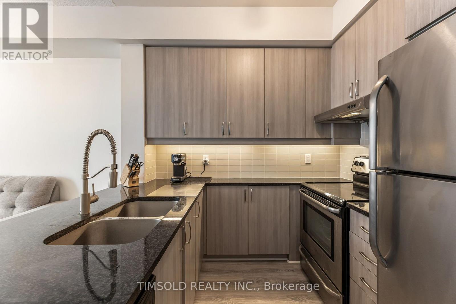 411 - 8130 Birchmount Road Property Photo 14
