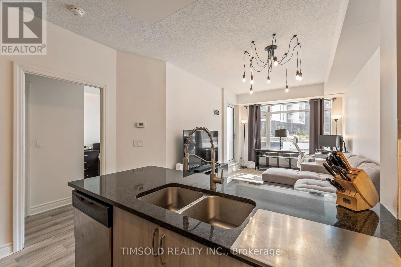 411 - 8130 Birchmount Road Property Photo 15