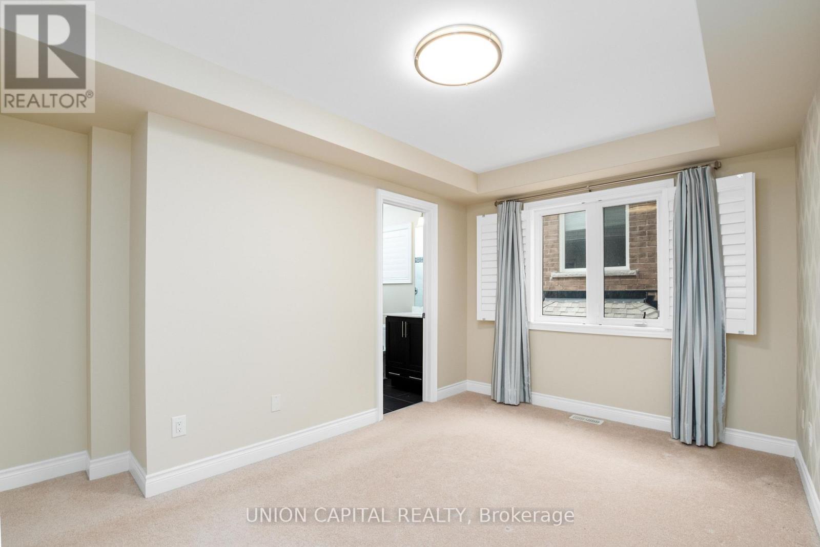 24 Royal West Road Property Photo 35