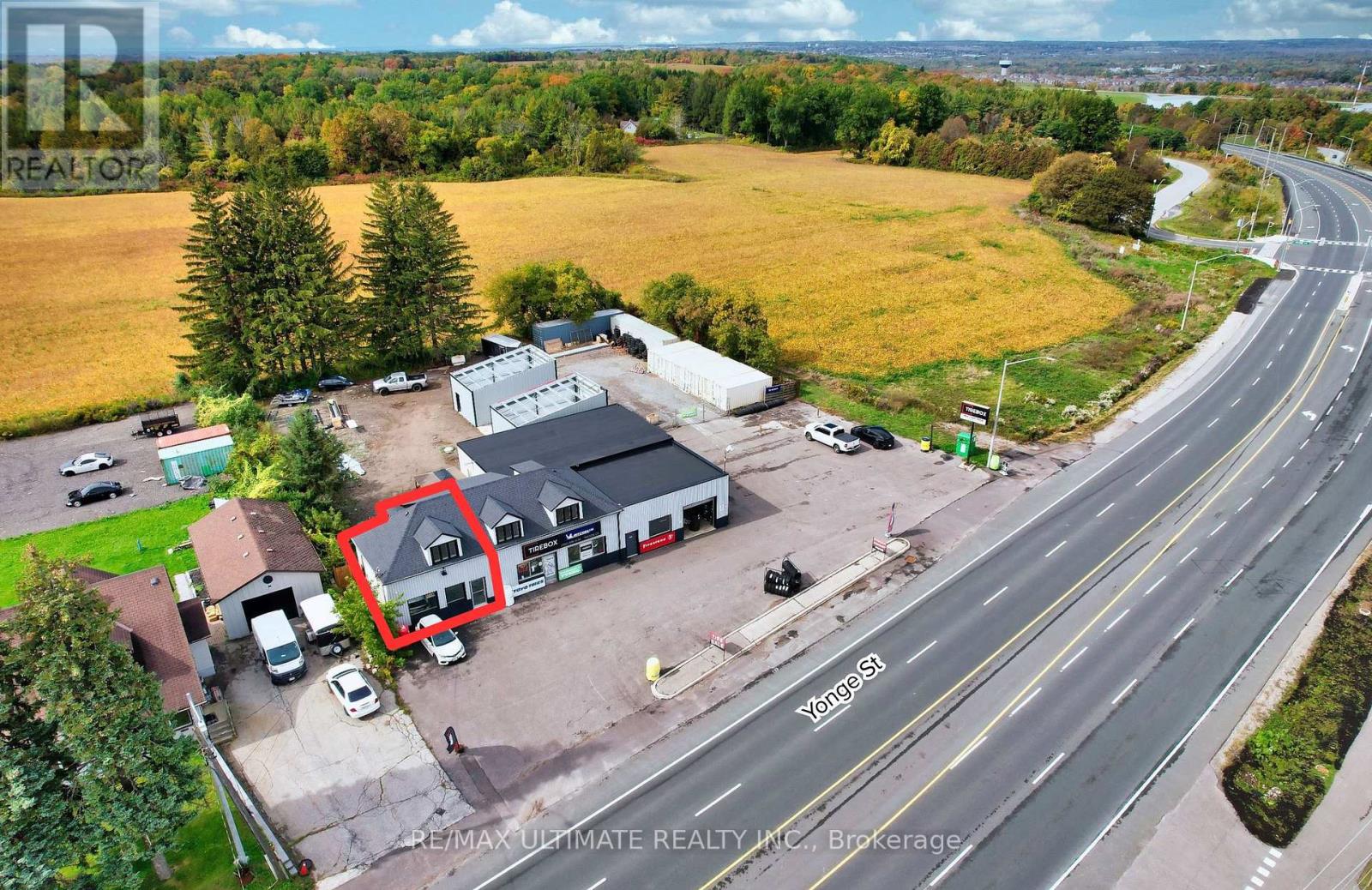 3 - 18582 Yonge Street Property Photo 1