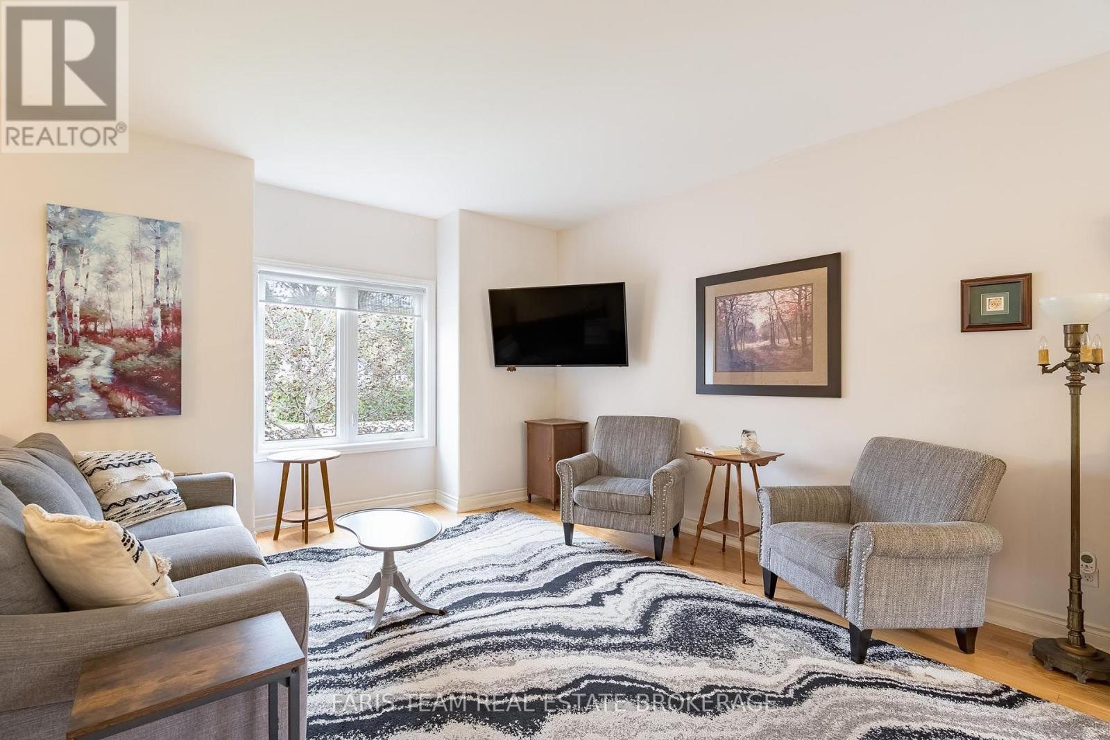 1011 Ferrier Avenue Property Photo 7