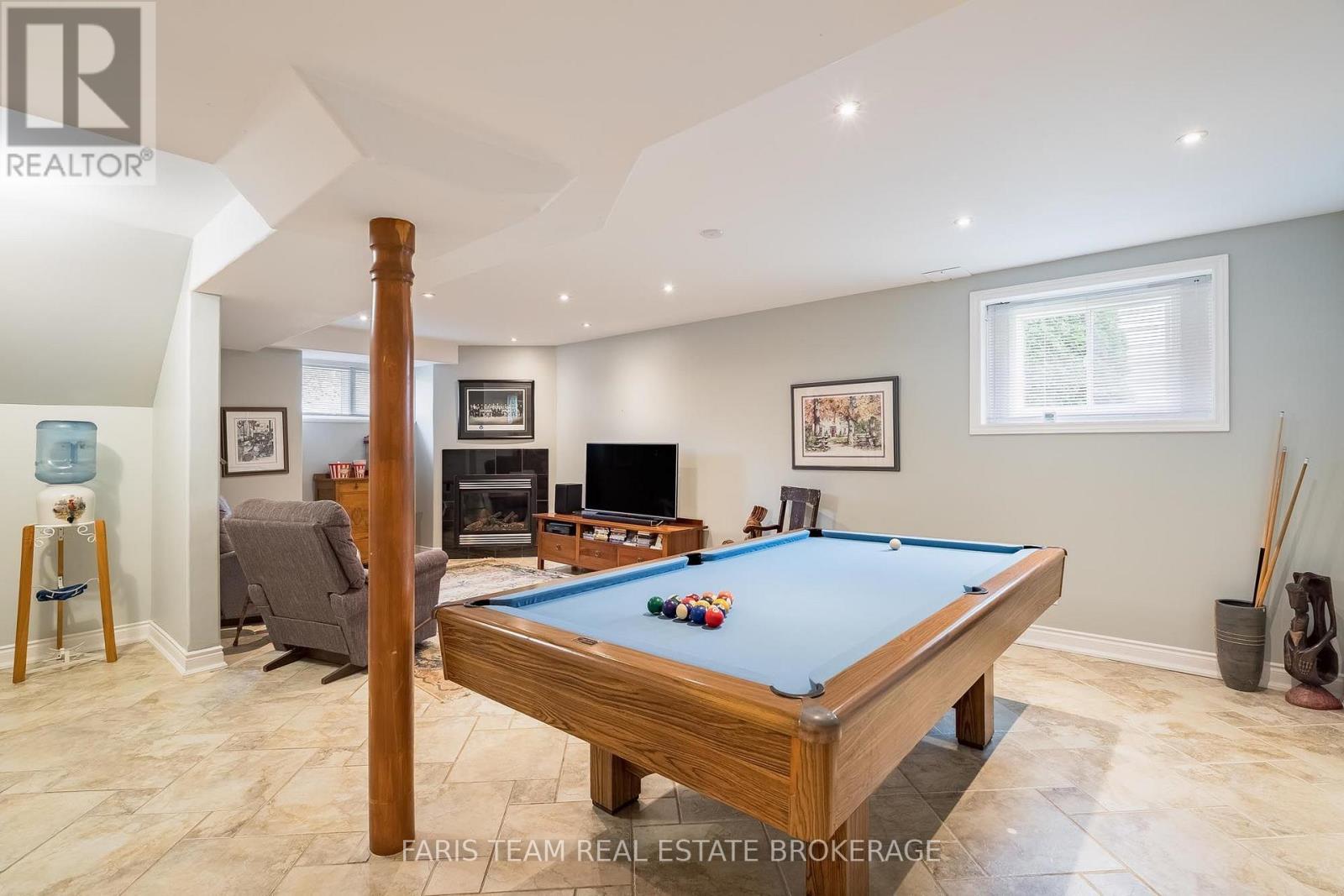 1011 Ferrier Avenue Property Photo 12