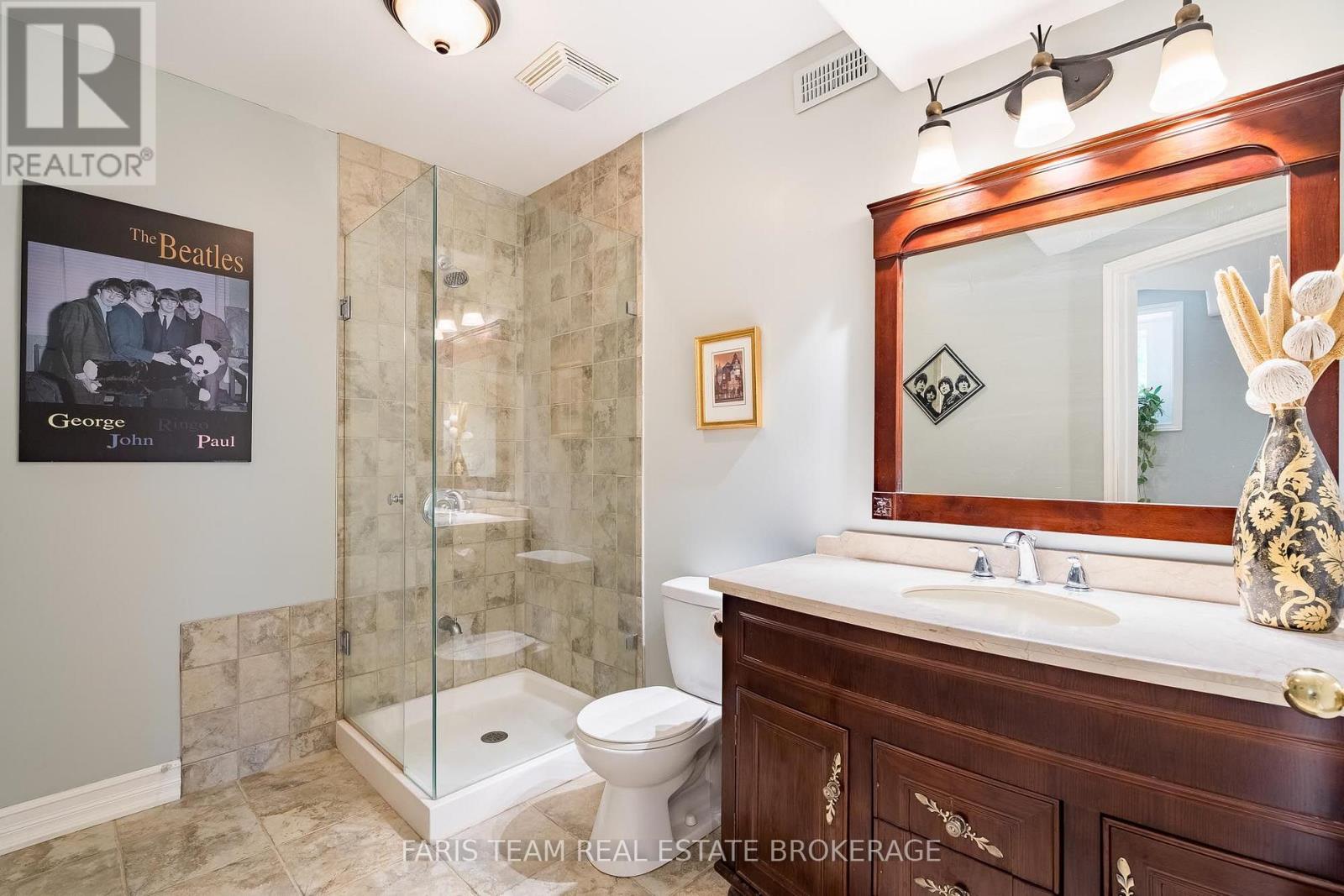 1011 Ferrier Avenue Property Photo 15