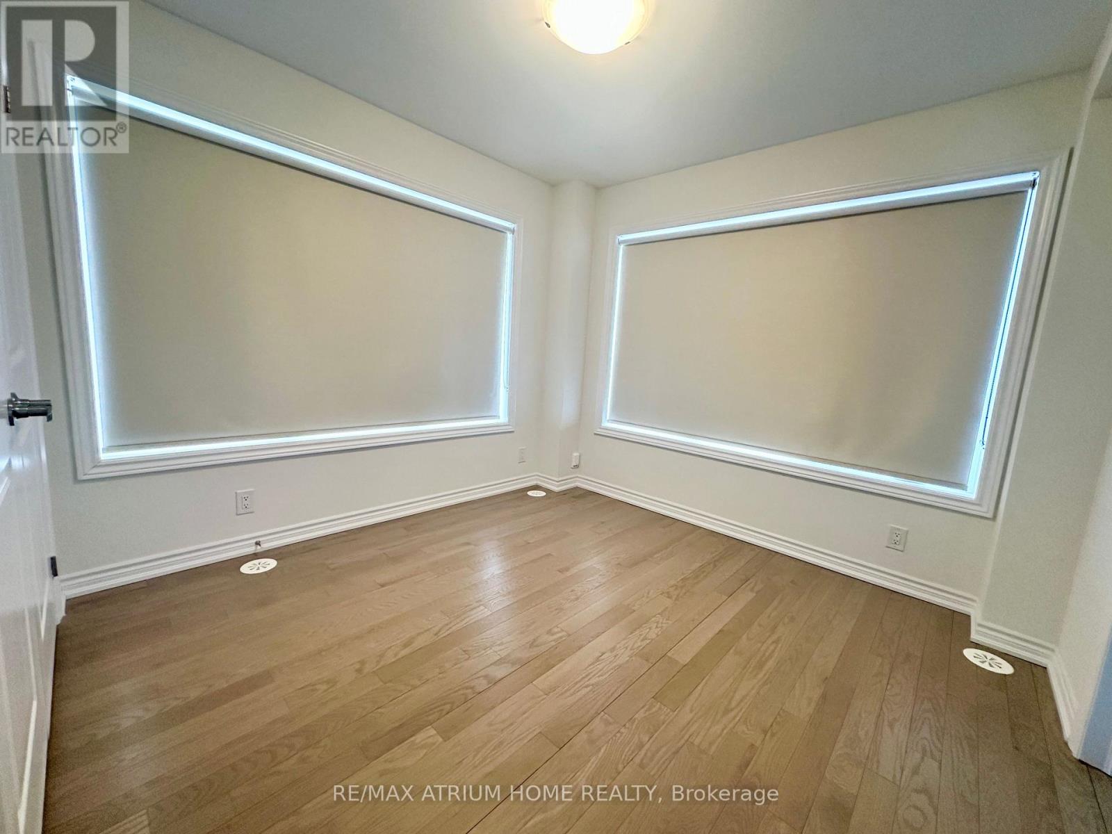 9660 Kennedy Road Property Photo 5