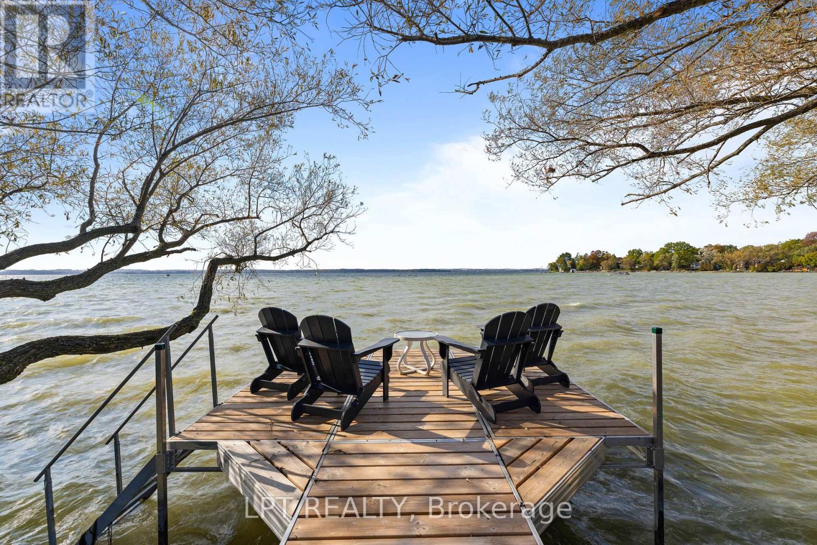 9 Davy Point Circle Property Photo 5