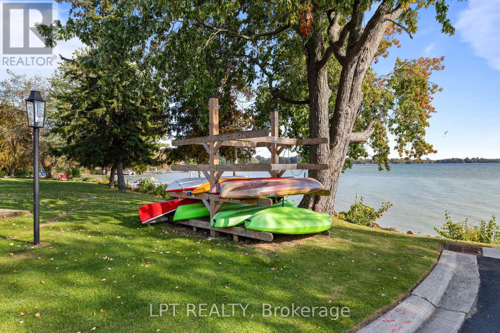 9 Davy Point Circle Property Photo 45