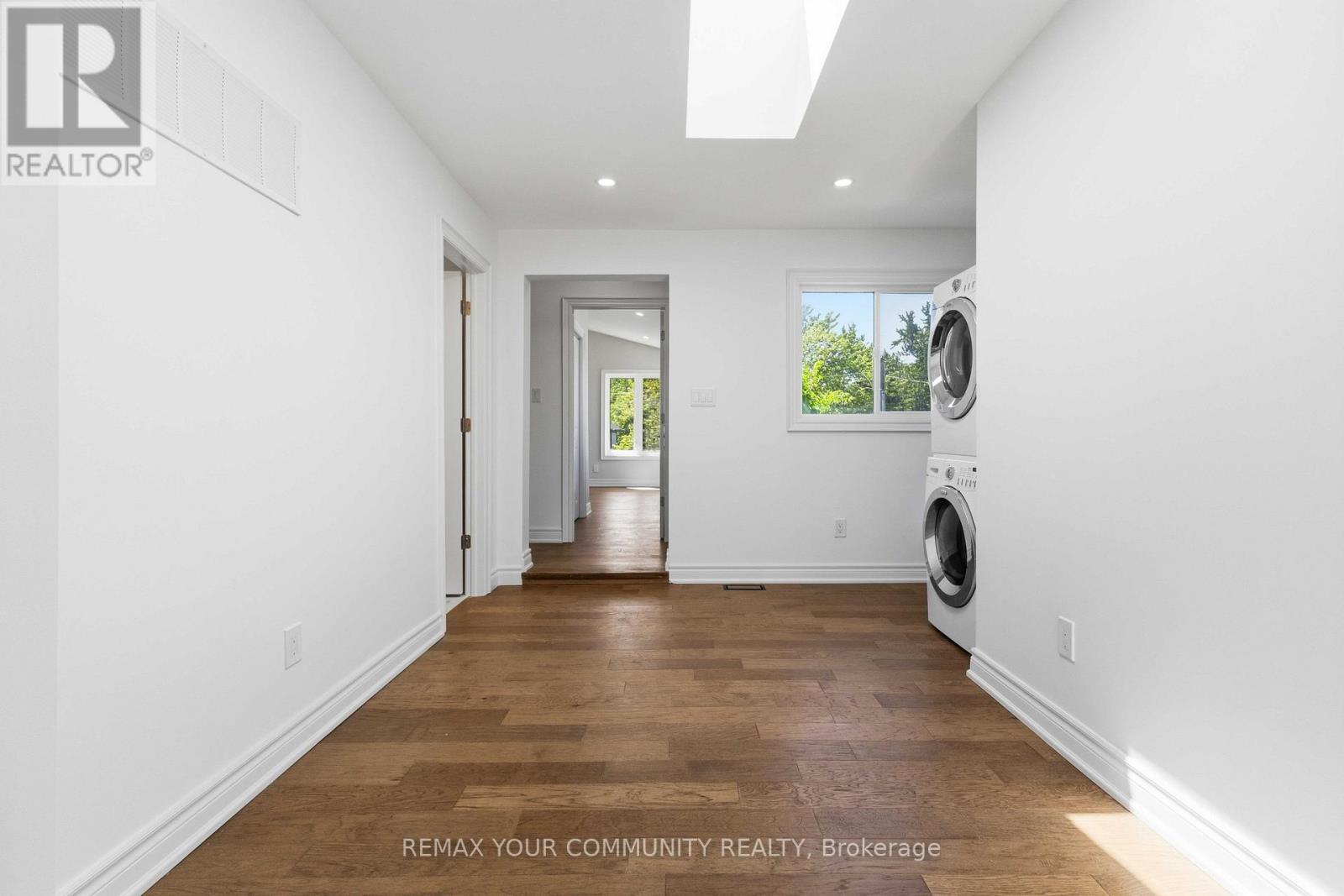 924 Helen Street Property Photo 24