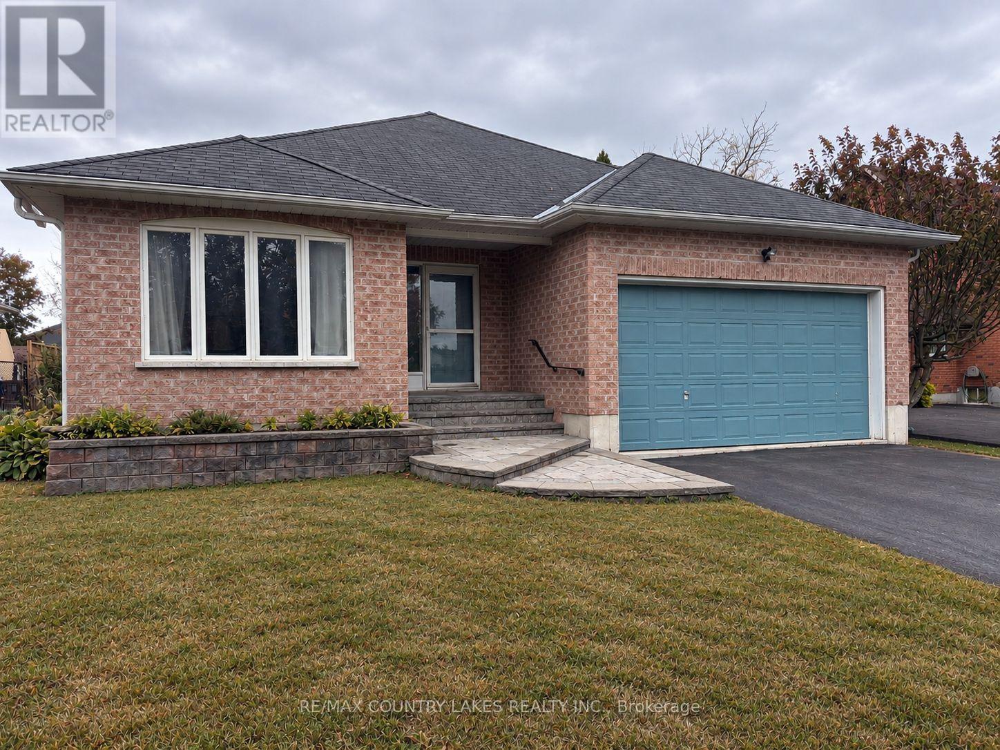 43 Elmwood Avenue Property Photo 1