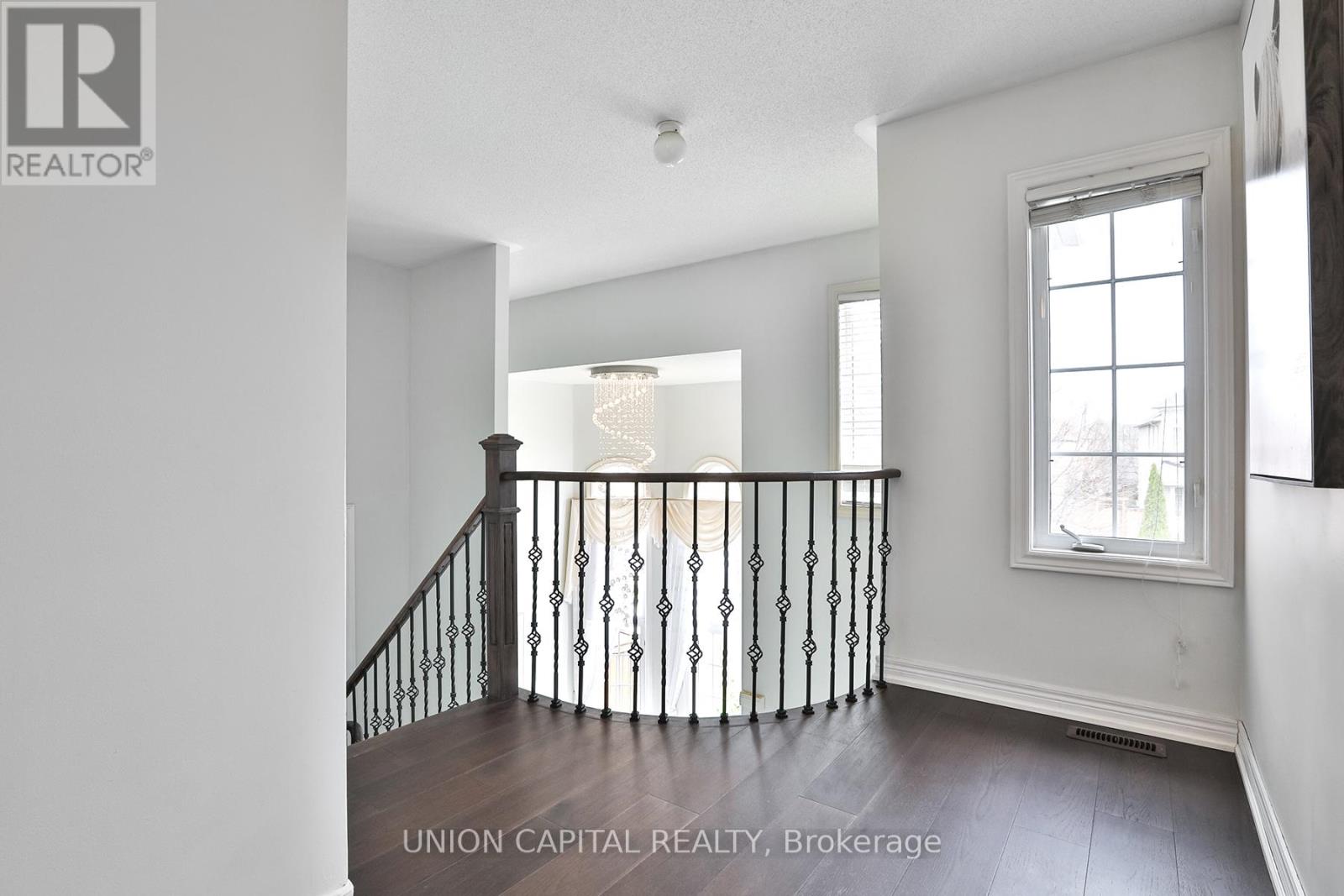 81 Ten Oaks Boulevard Property Photo 24