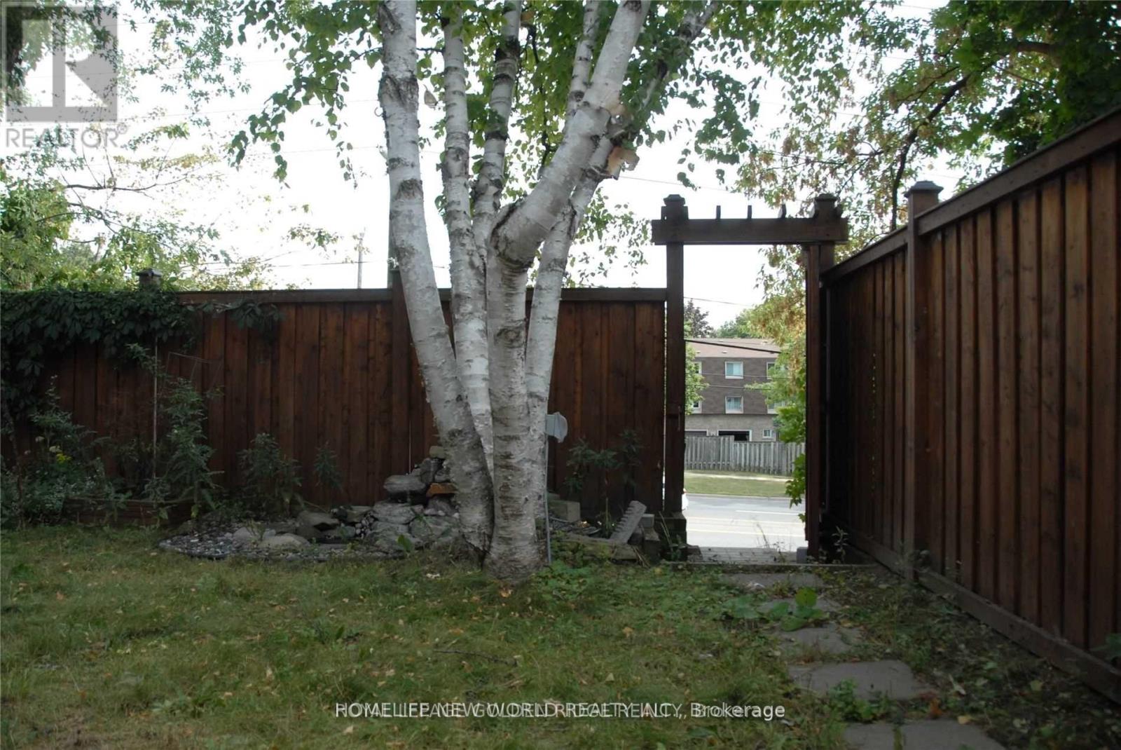 Bsmt - 39 Aberfeldy Crescent Property Photo 3