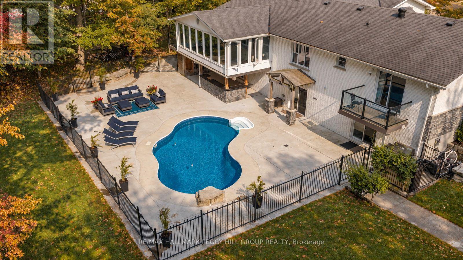 1814 Quantz Crescent Property Photo 2