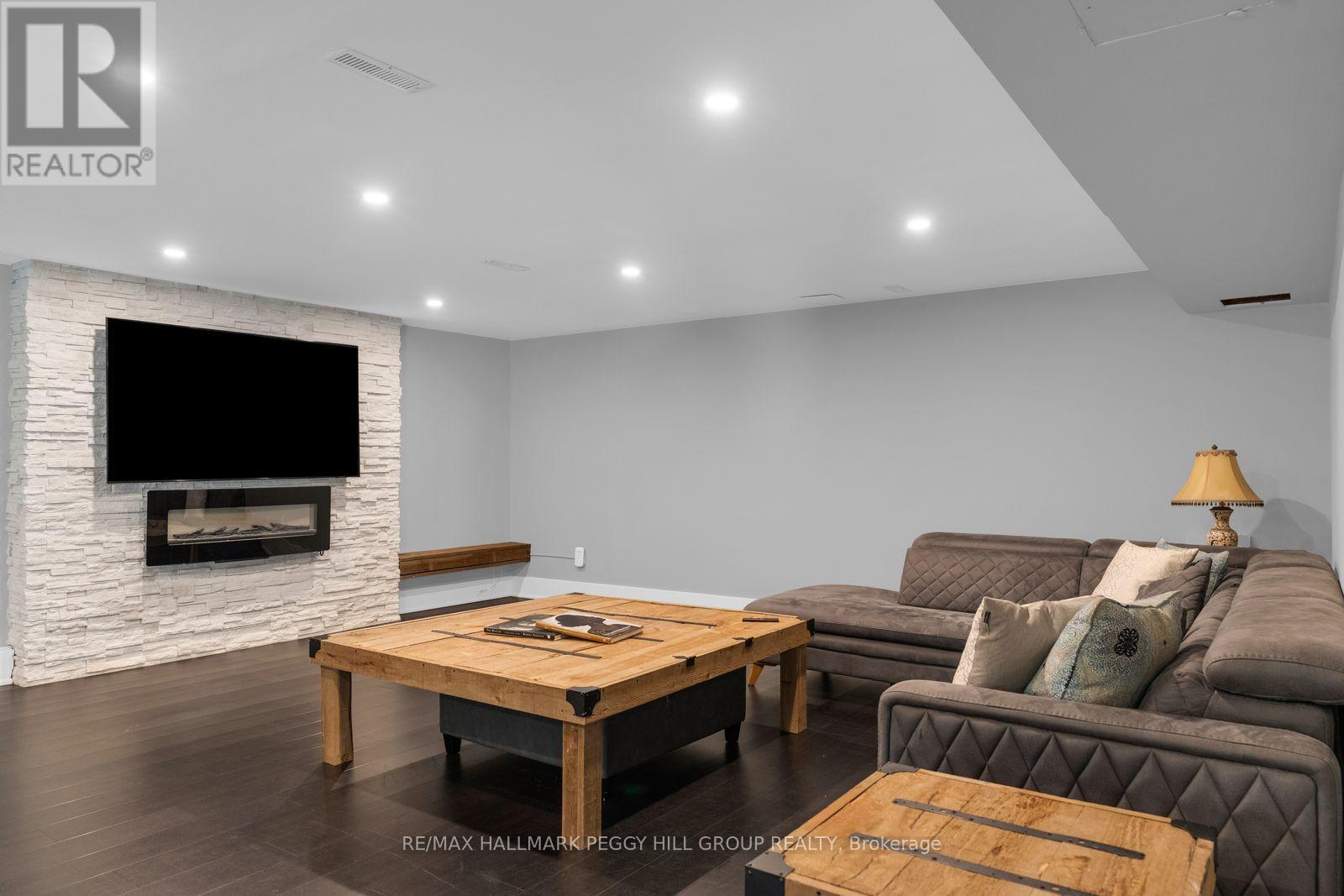 1814 Quantz Crescent Property Photo 21