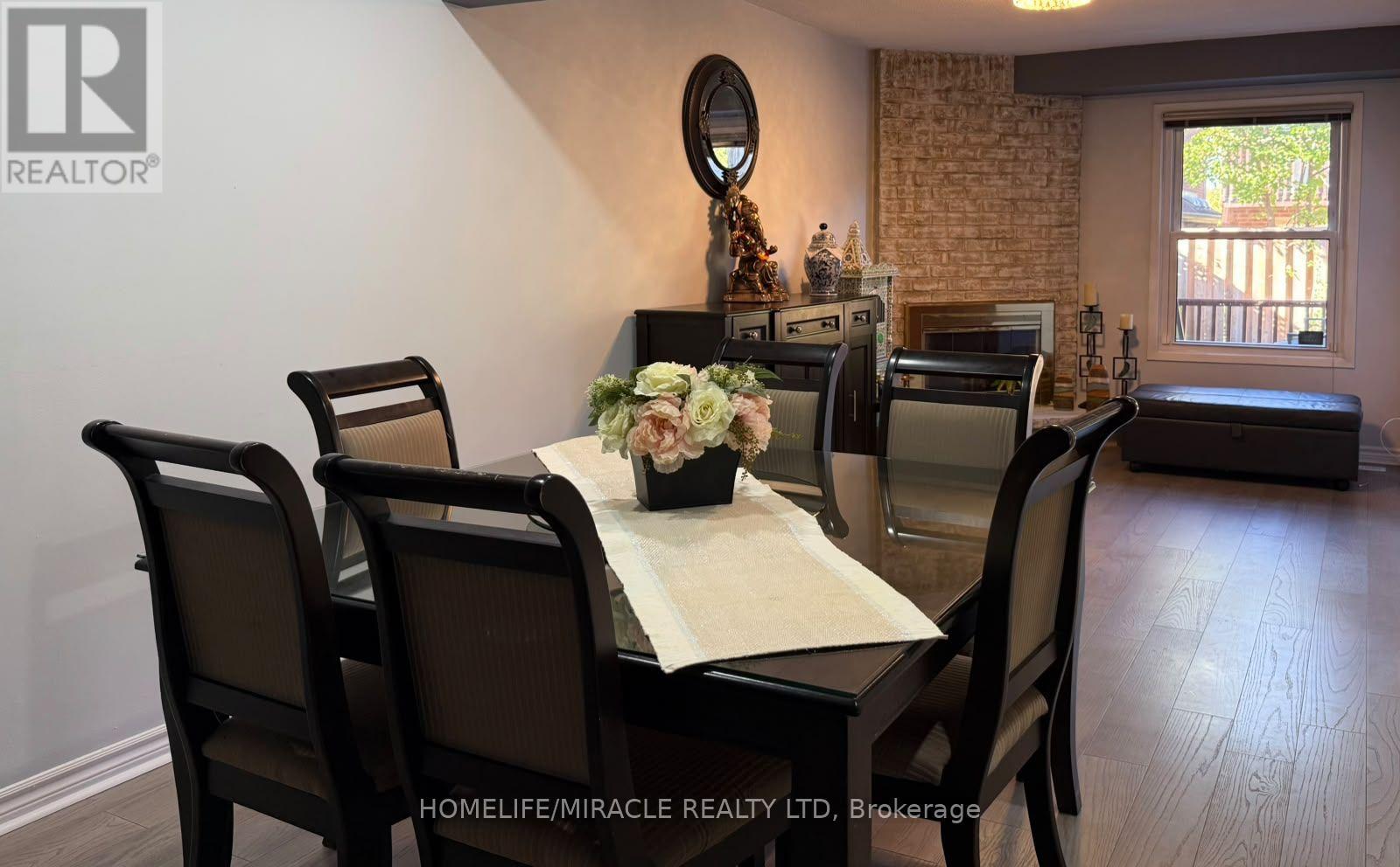 163 Mabley Crescent Property Photo 4