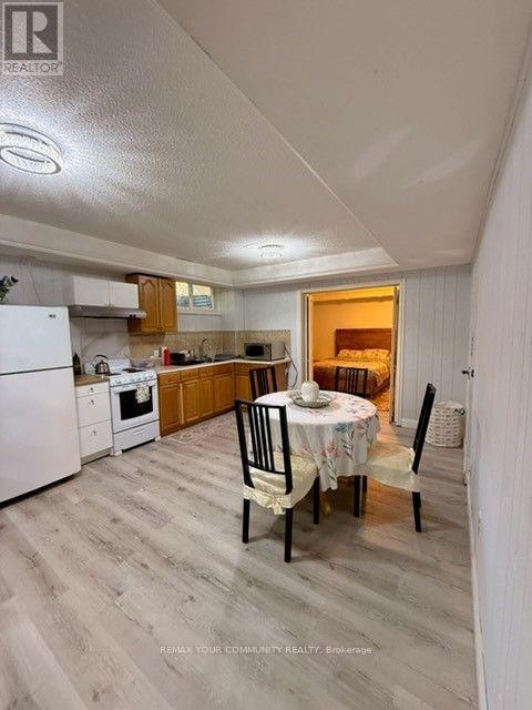 77 Garden Avenue Property Photo 4