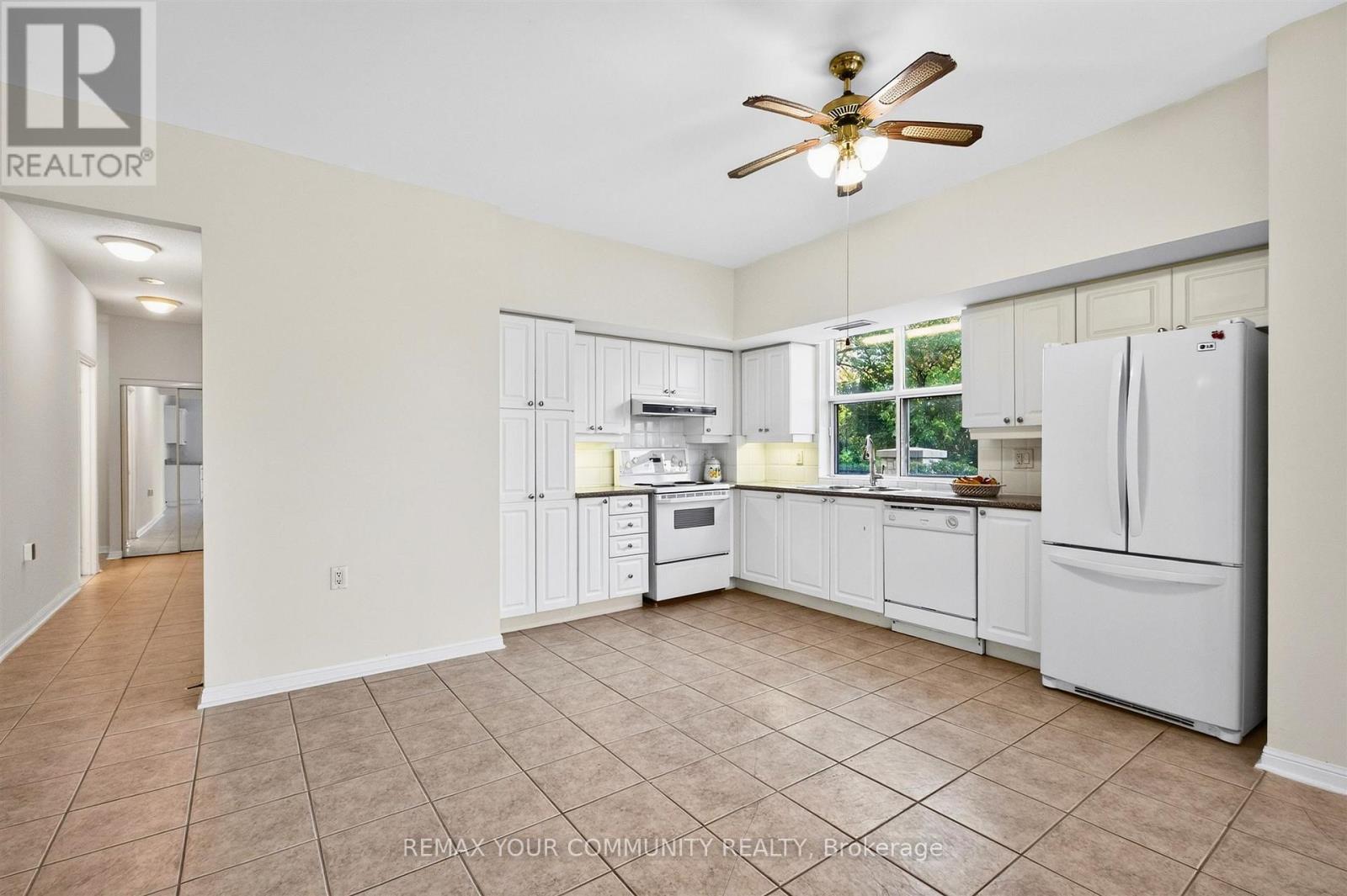 110 - 2500 Rutherford Road Property Photo 15