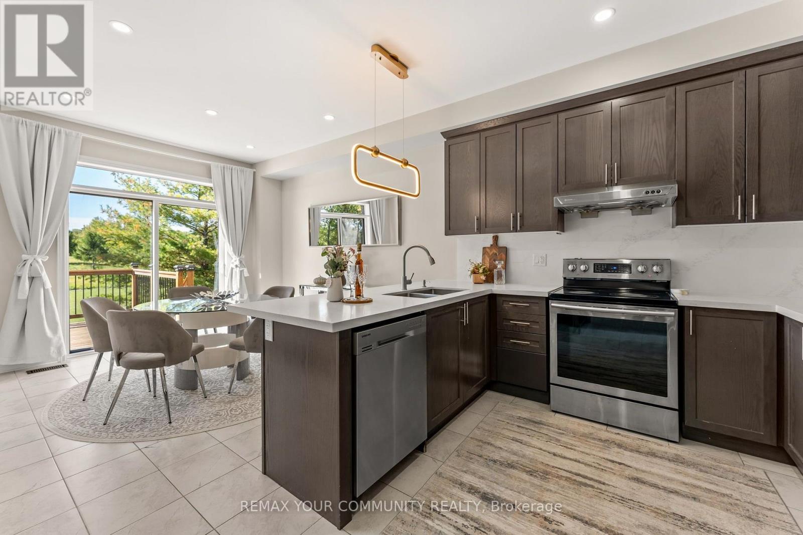 150 Inverness Way Property Photo 15
