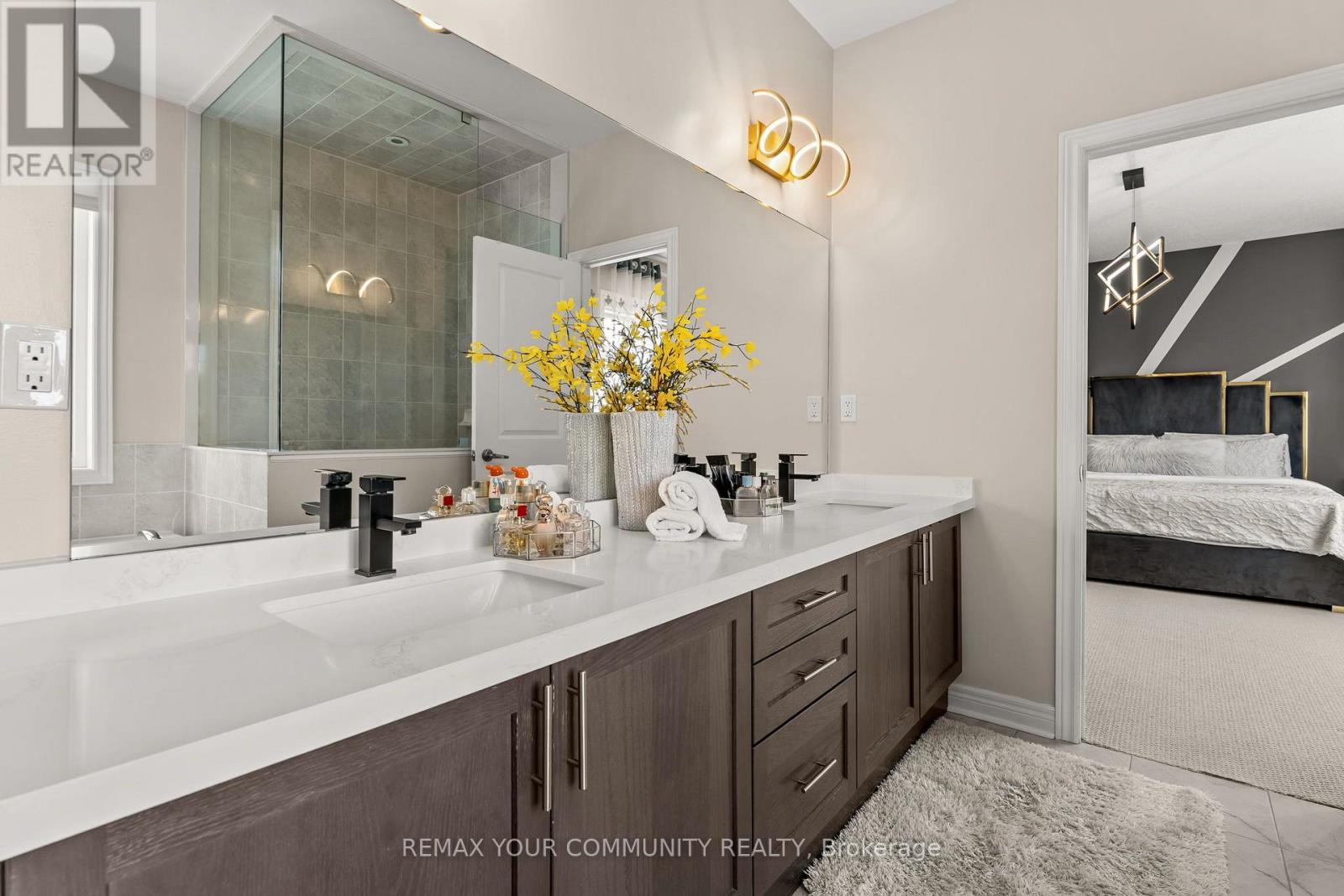 150 Inverness Way Property Photo 28