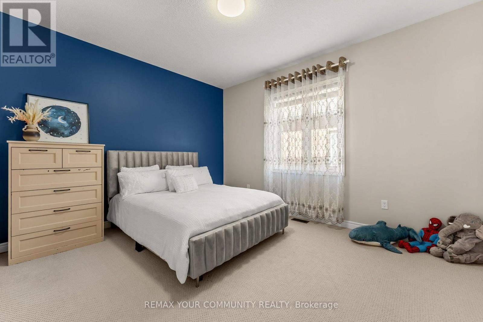 150 Inverness Way Property Photo 29