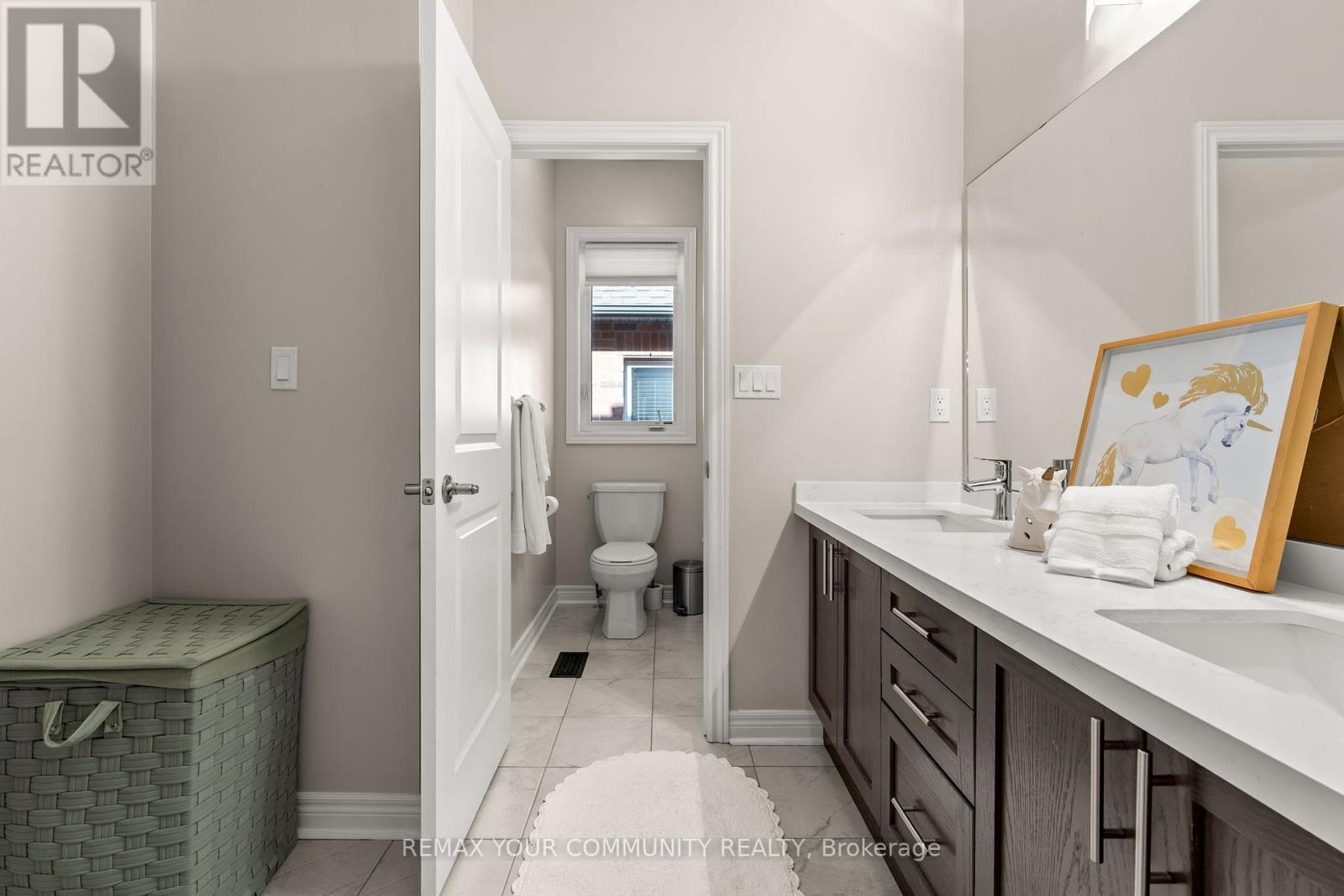 150 Inverness Way Property Photo 32