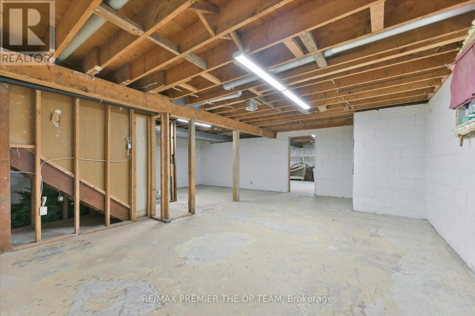 1881 Gilford Road Property Photo 21