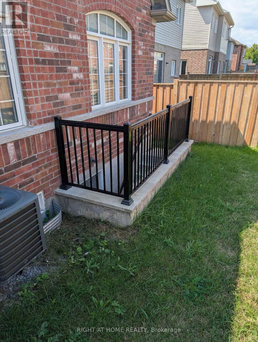 2 Cliff Thompson Court Property Photo 19