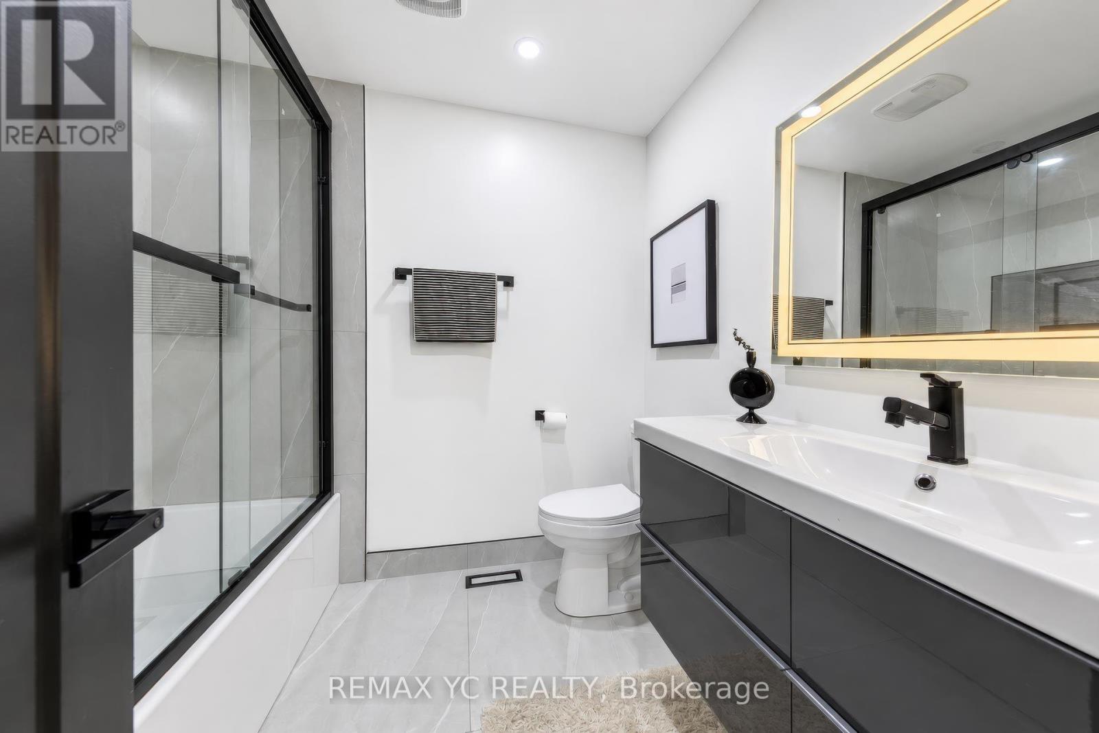4 Simmons Crescent Property Photo 25