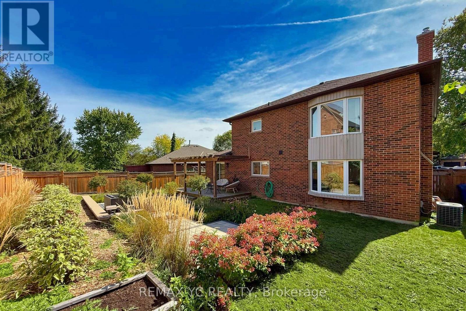 4 Simmons Crescent Property Photo 37