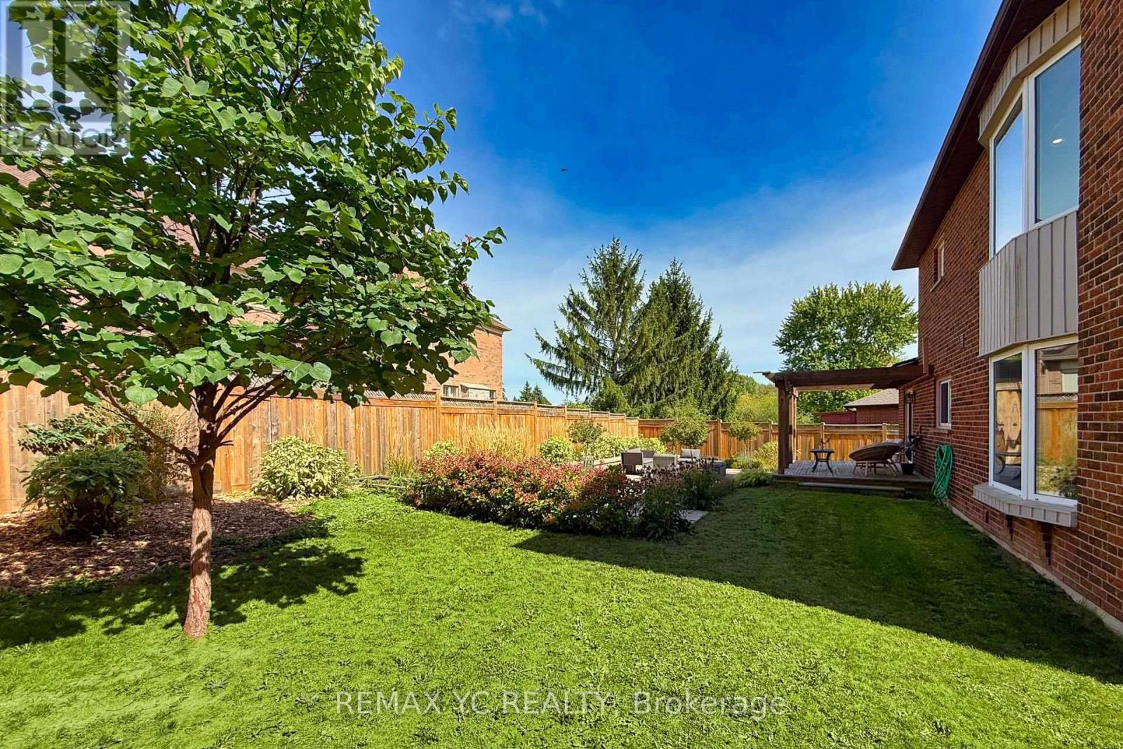 4 Simmons Crescent Property Photo 38