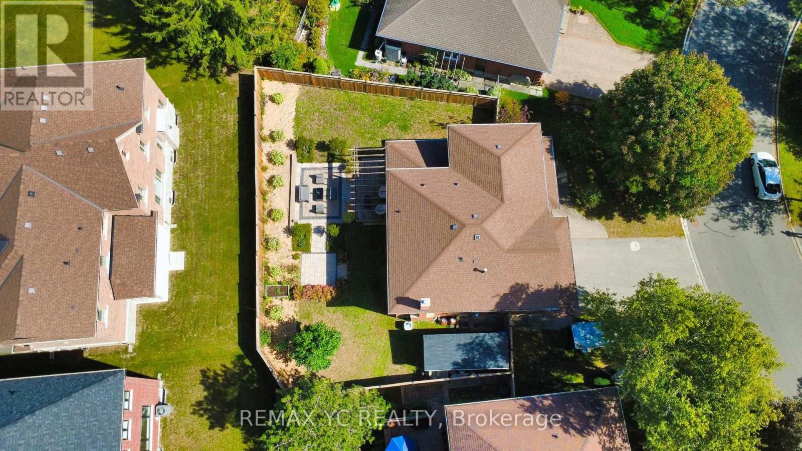4 Simmons Crescent Property Photo 44