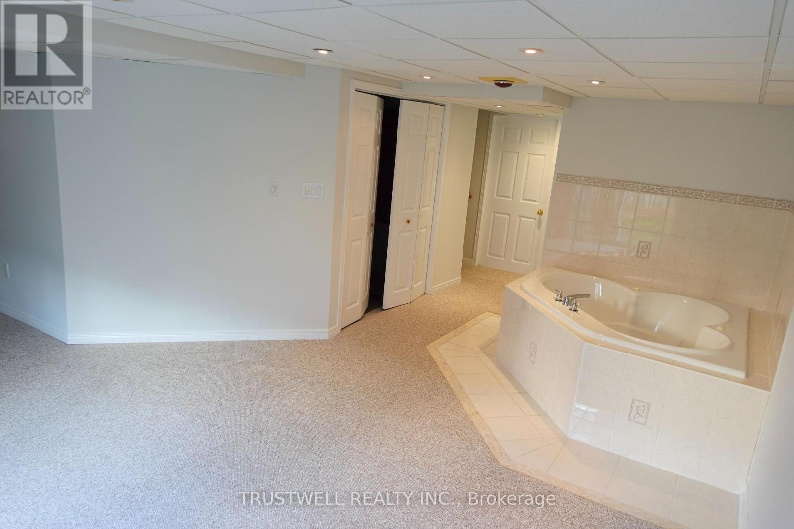 111 Millcliff Circle Property Photo 24