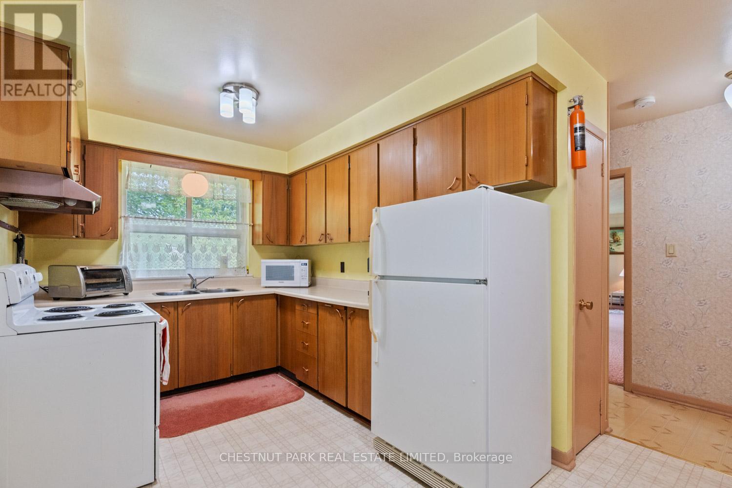 2 Gallacher Avenue Property Photo 10