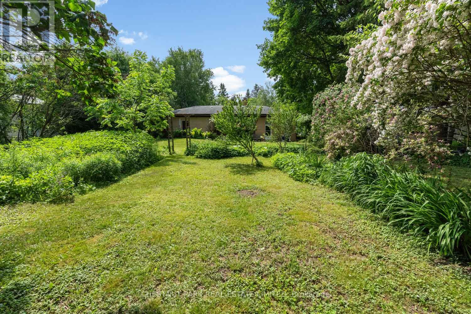 2 Gallacher Avenue Property Photo 32