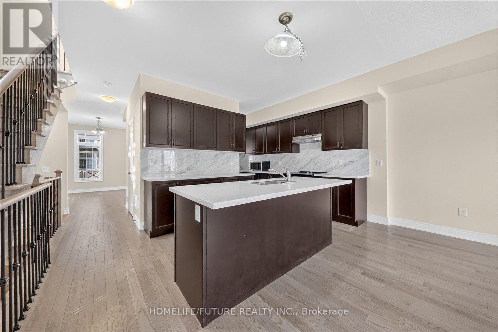 37 Andress Way Property Photo 20