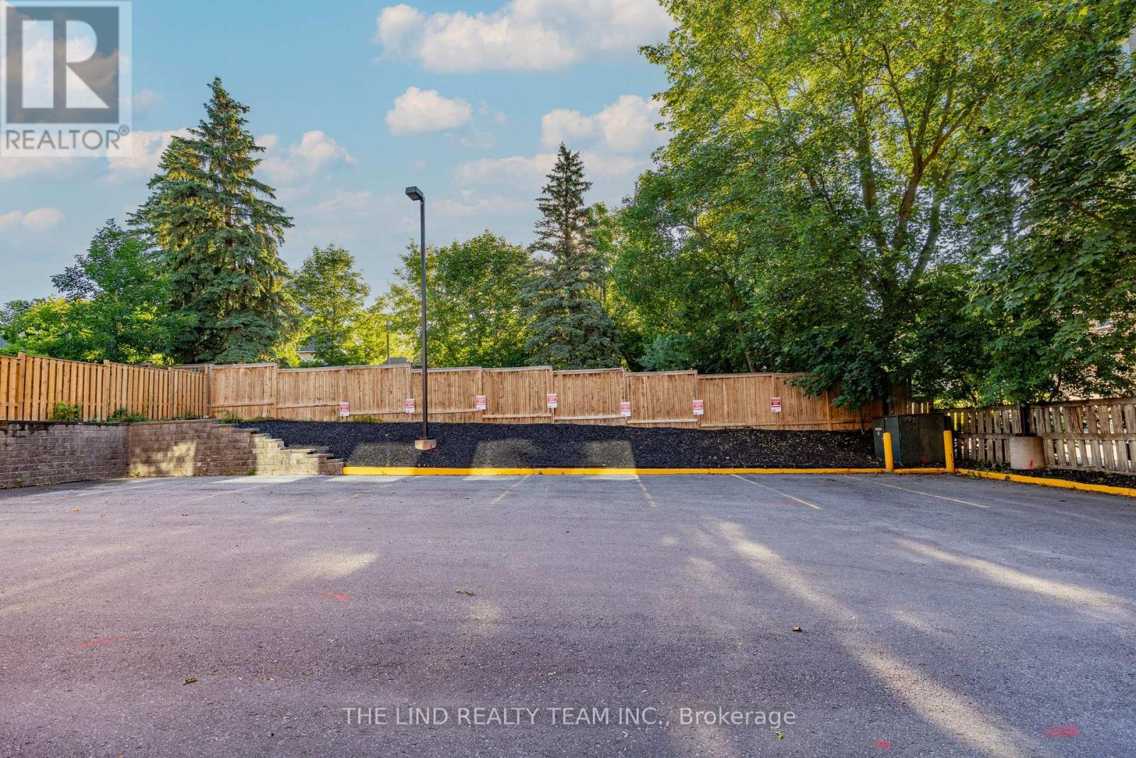 15105 Yonge Street Property Photo 5