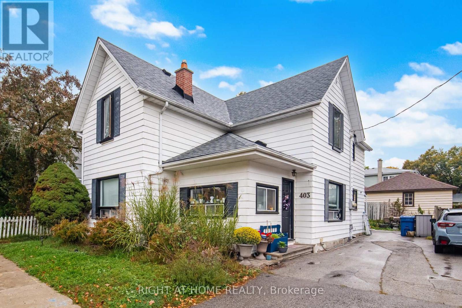 403 Park Avenue Property Photo 1