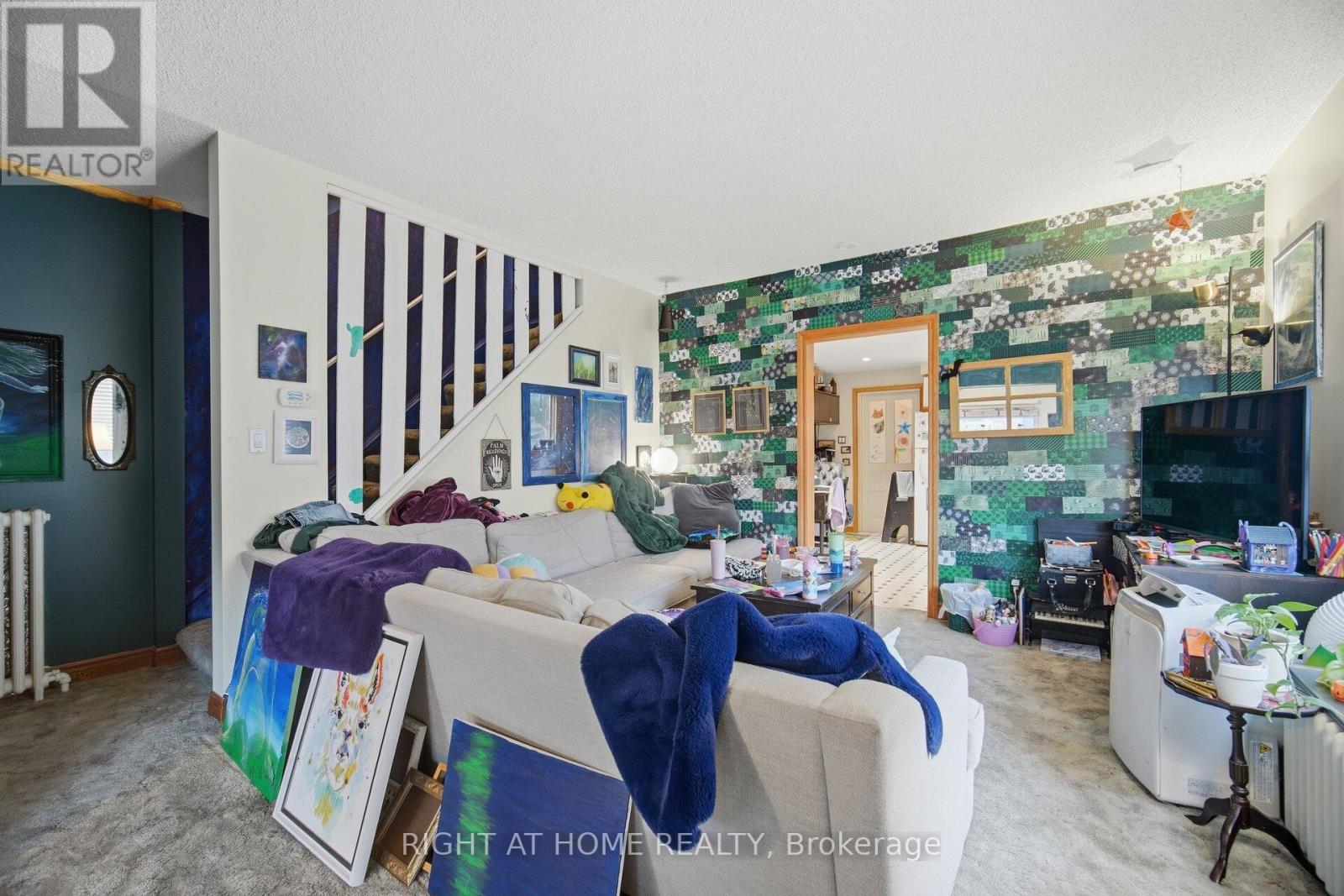 403 Park Avenue Property Photo 7