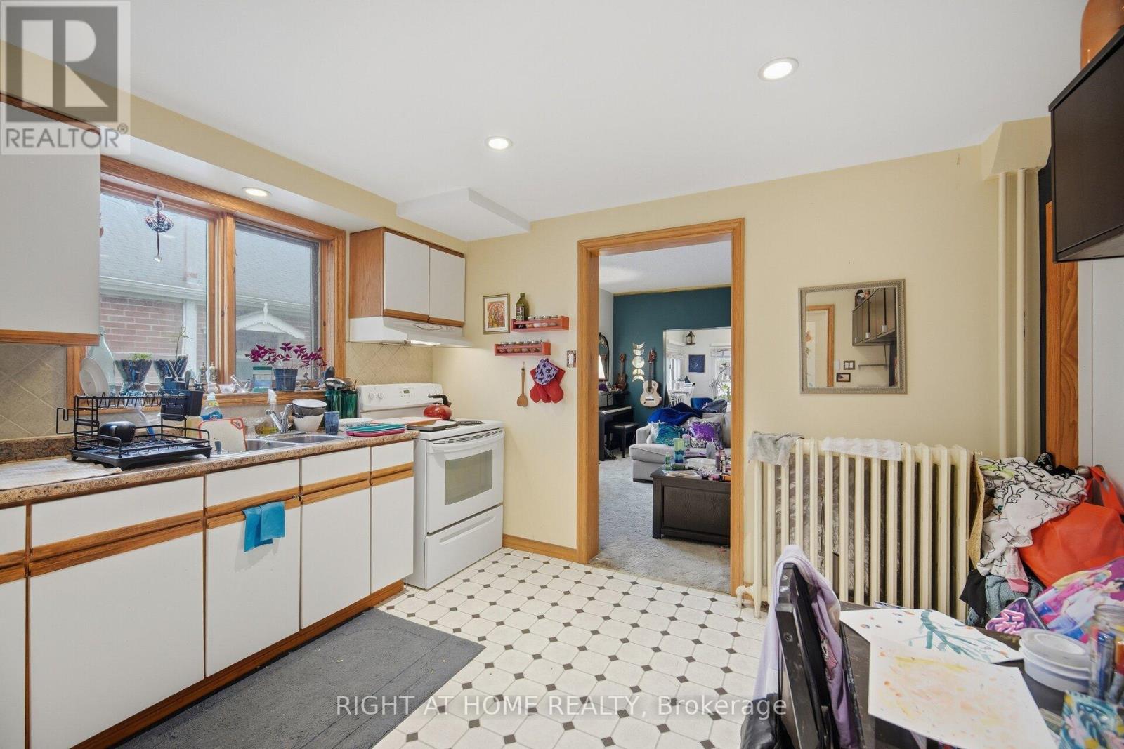 403 Park Avenue Property Photo 12