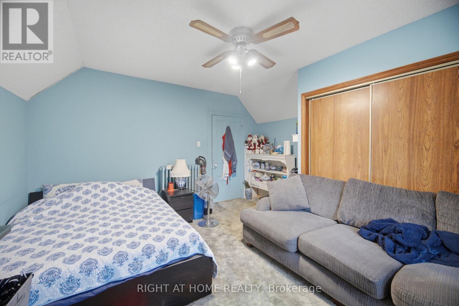 403 Park Avenue Property Photo 17