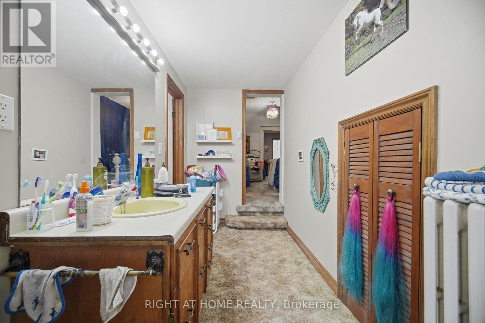 403 Park Avenue Property Photo 23