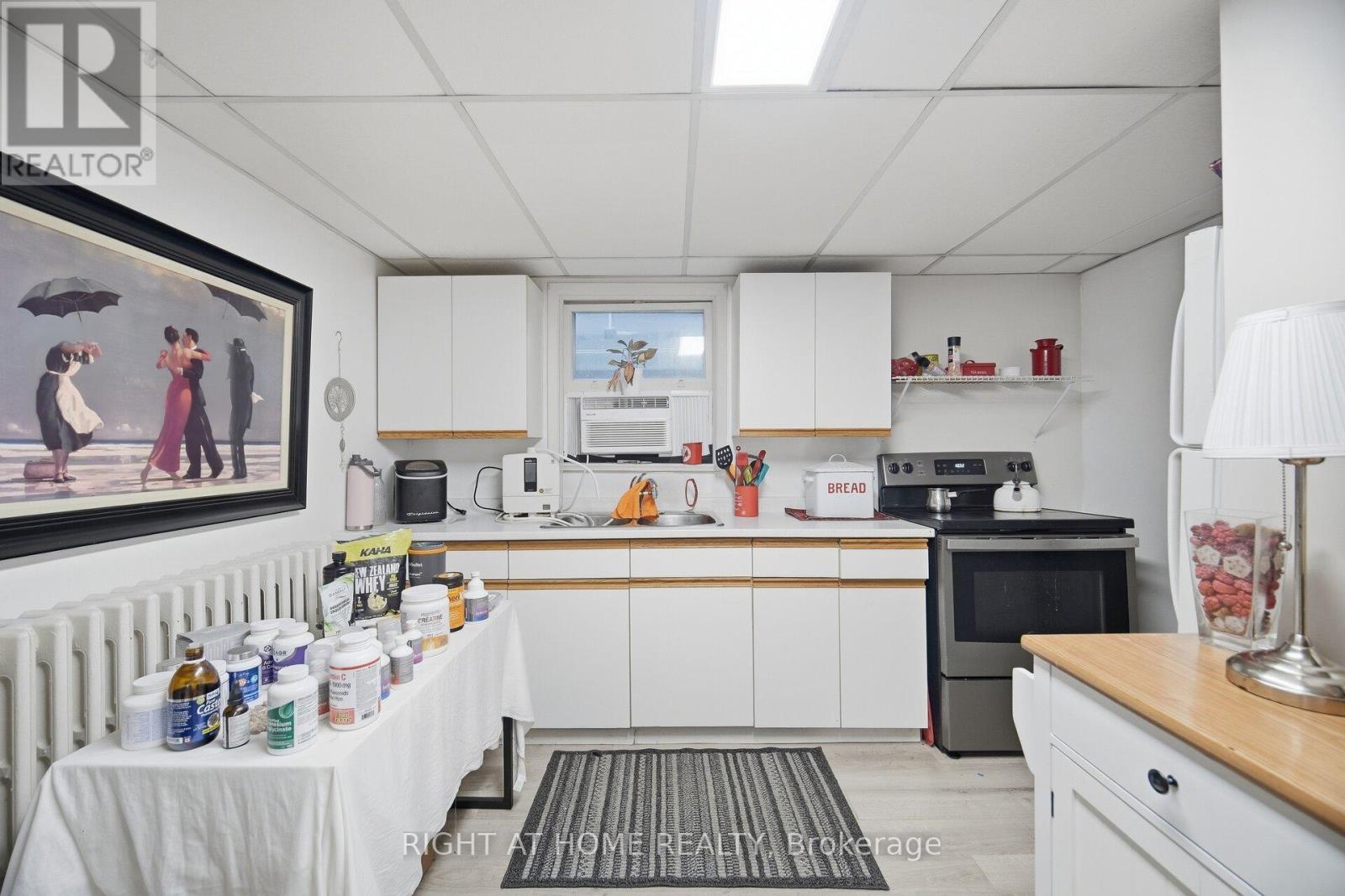 403 Park Avenue Property Photo 37