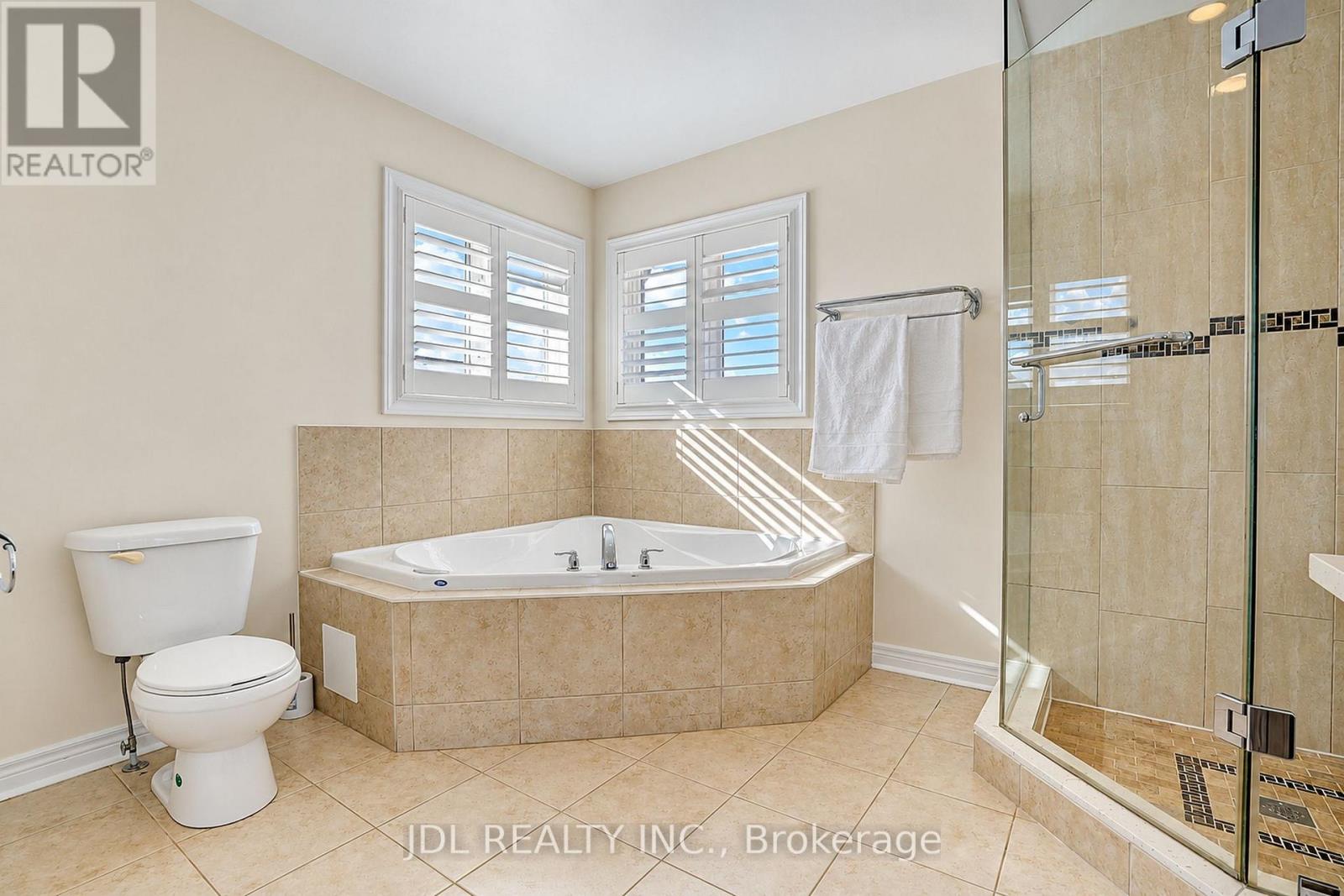 11 Herbert Wales Crescent Property Photo 33