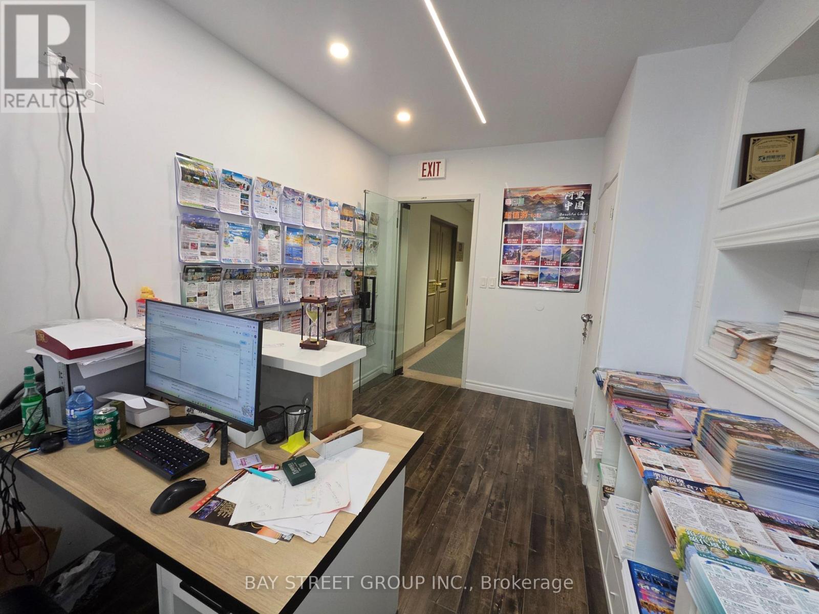 304 - 350 Highway 7 E Property Photo 4