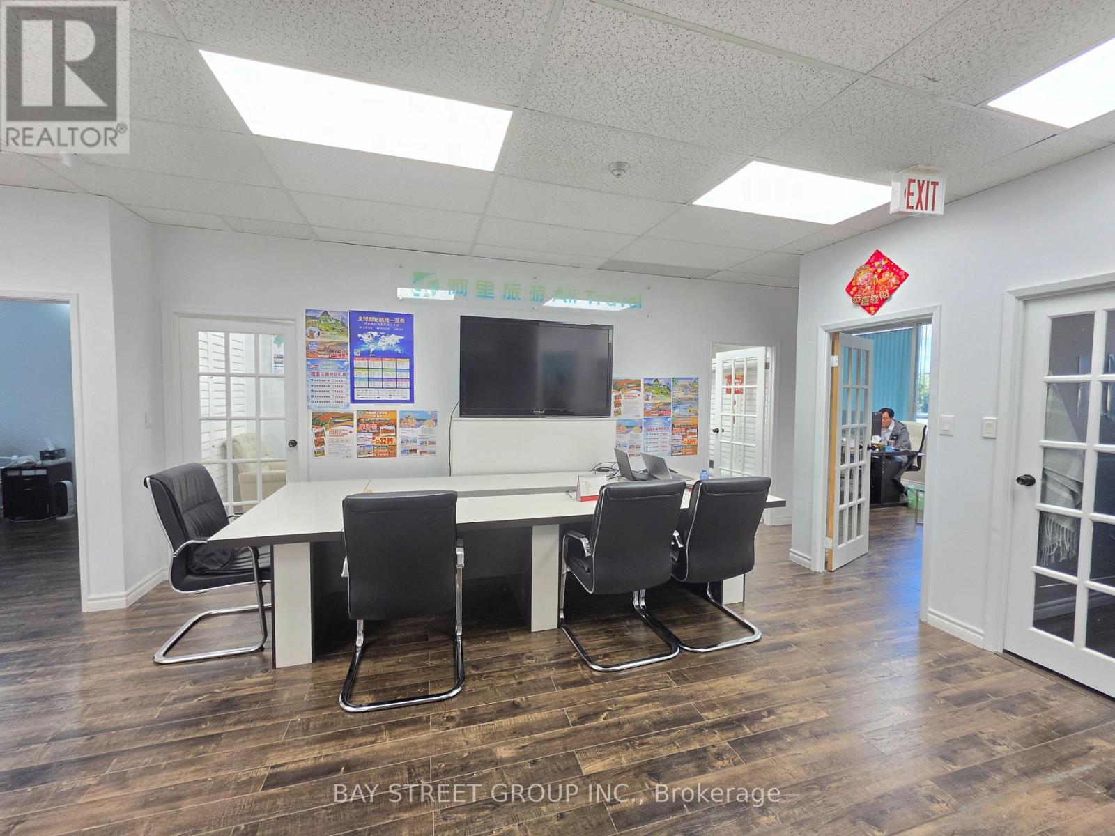 304 - 350 Highway 7 E Property Photo 7
