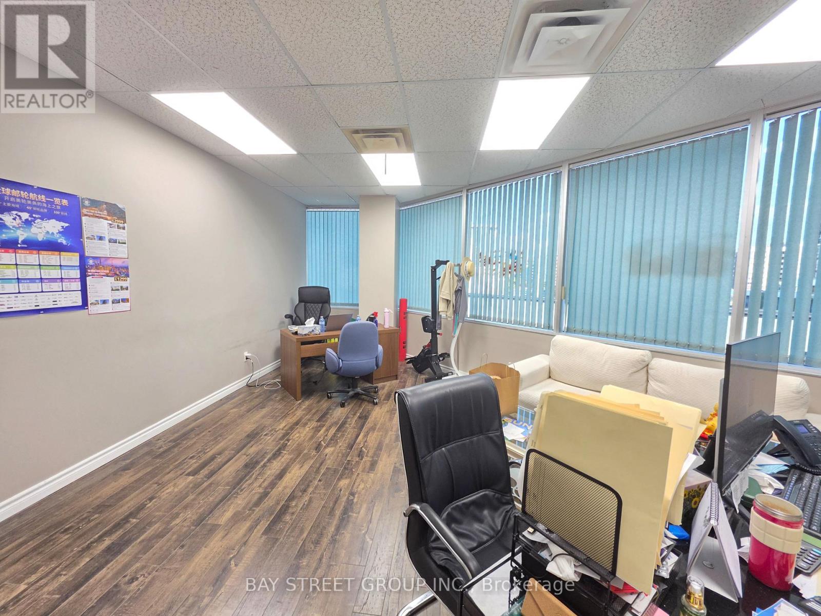 304 - 350 Highway 7 E Property Photo 9