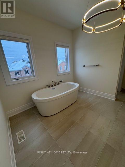 21 Casavant Court Property Photo 29