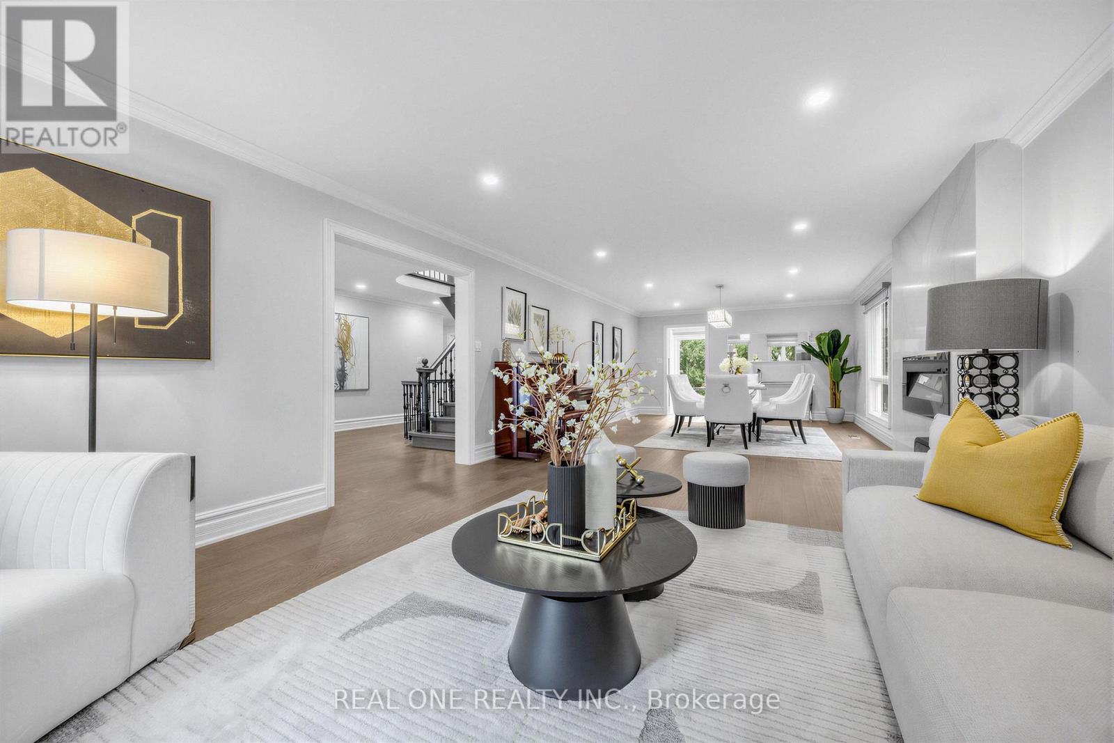 52 Fenwick Crescent Property Photo 8