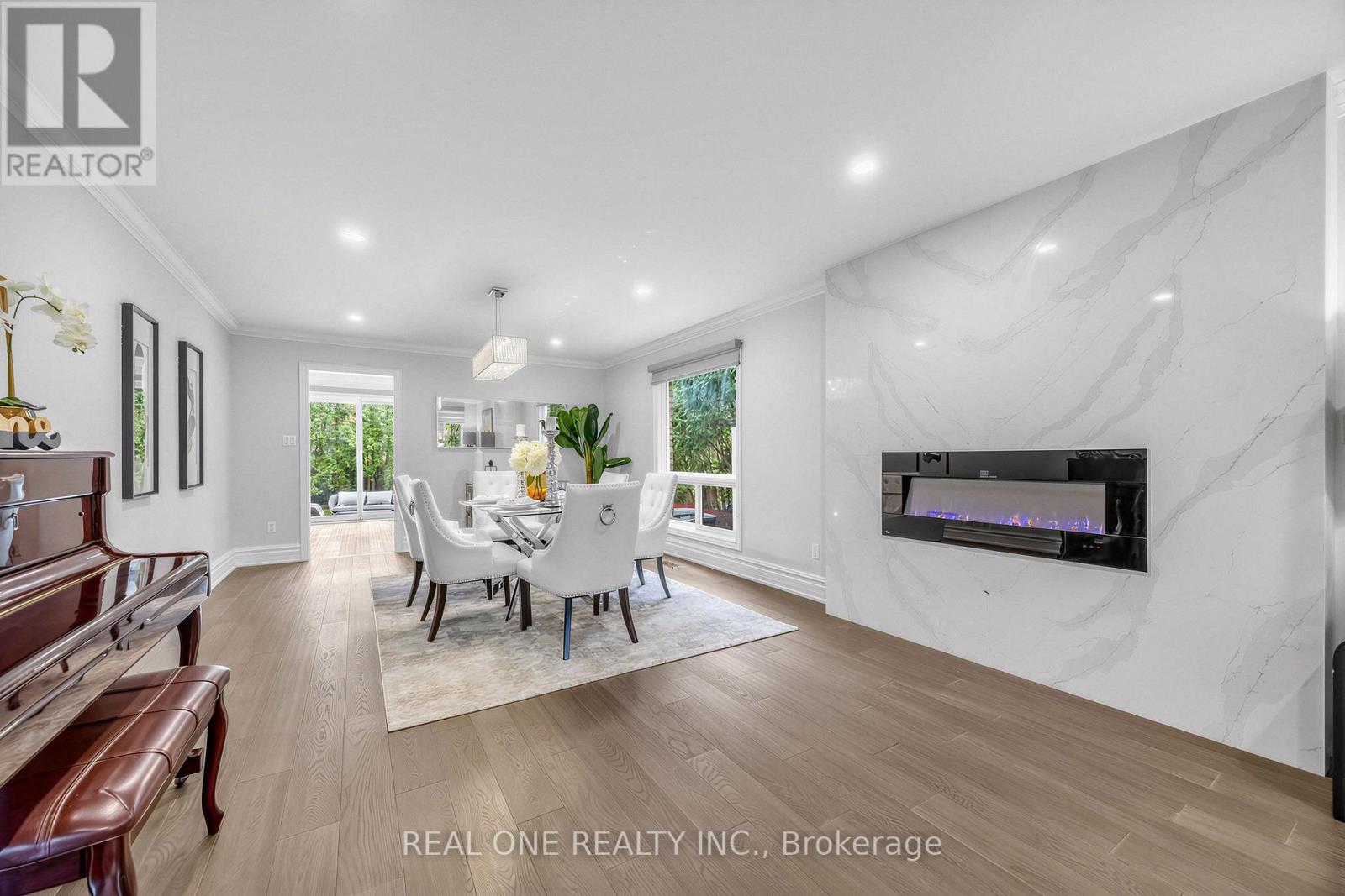 52 Fenwick Crescent Property Photo 9